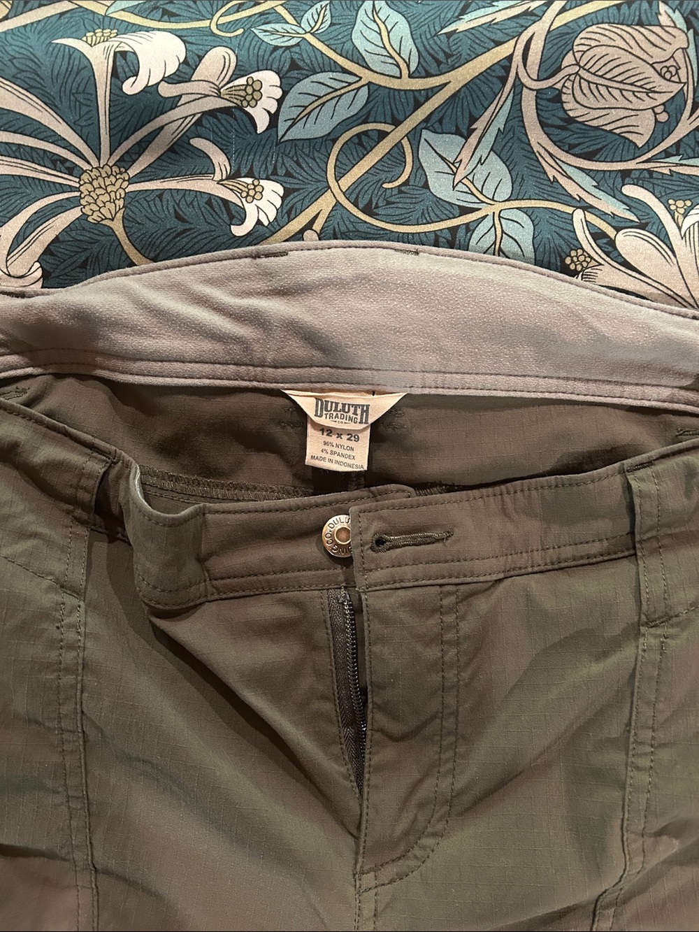 Duluth Trading Co Olive Cargo Work Pants